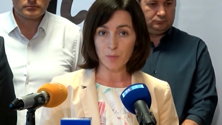 За три года Санду закрыла 113 школ, около 10 000 человек остались без работы