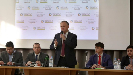 Додон надеется, что СДП сбалансирует риторику Бухареста в отношении Молдовы