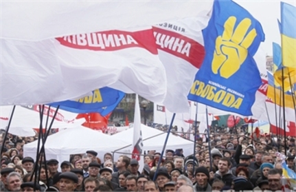 Оппозиция отказалась от проведения митингов до начала работы нового парламента