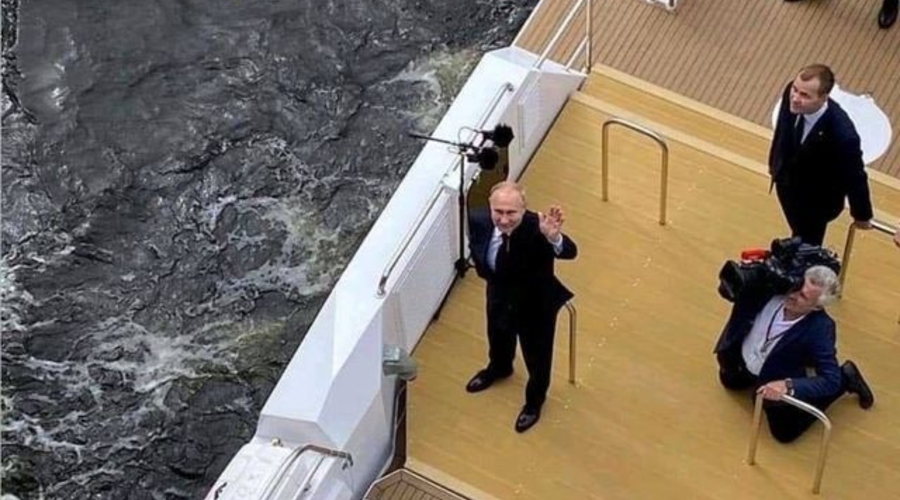 Говорят, что на август в России намечена зачистка блогеров, пишущих на политические темы, имеющих хорошую репутацию и критикующих власть.