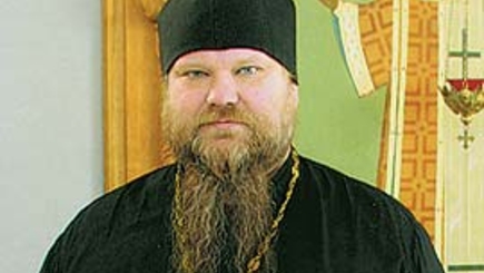 Двое румынских батюшек, которые должны были покинуть территорию Молдовы, обратились к председателю района Кагул с просьбой остаться в стране