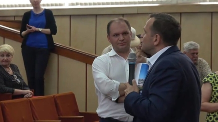 Избирательное правосудие: Иону Чебану разрешили использовать баннеры с изображением Штефана чел Маре