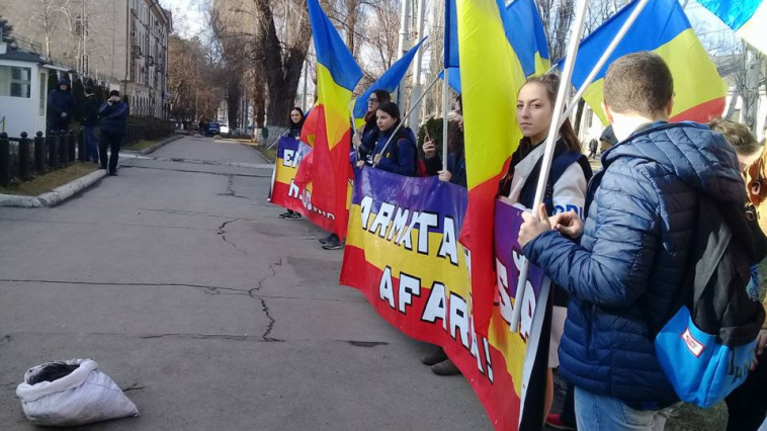 Протесты ODIP во время съезда «Нашей Партии»