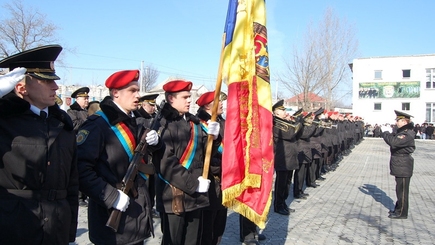 В Войске карабинеров сформируют первый батальон внутренних войск, полностью укомплектованный военнослужащими-контрактникам