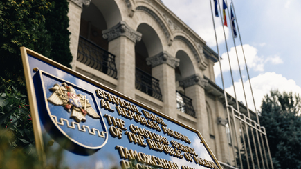 В октябре резко выросли таможенные сборы