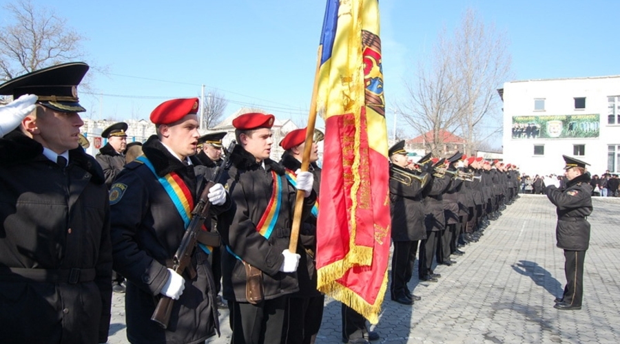 В Войске карабинеров сформируют первый батальон внутренних войск, полностью укомплектованный военнослужащими-контрактникам