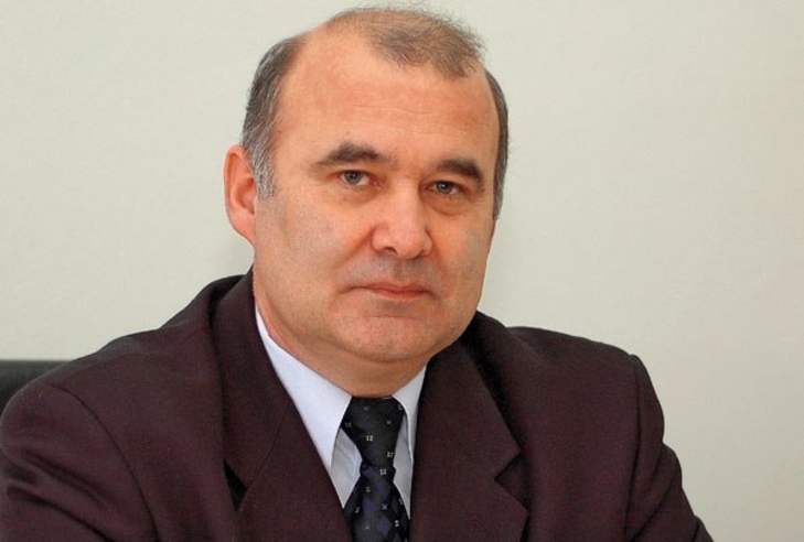 Версия Виктора Степанюка: три минус Михай Гимпу