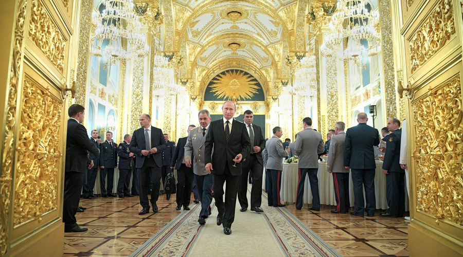 Как уничтожить демократию: 8 способов от Владимира Путина