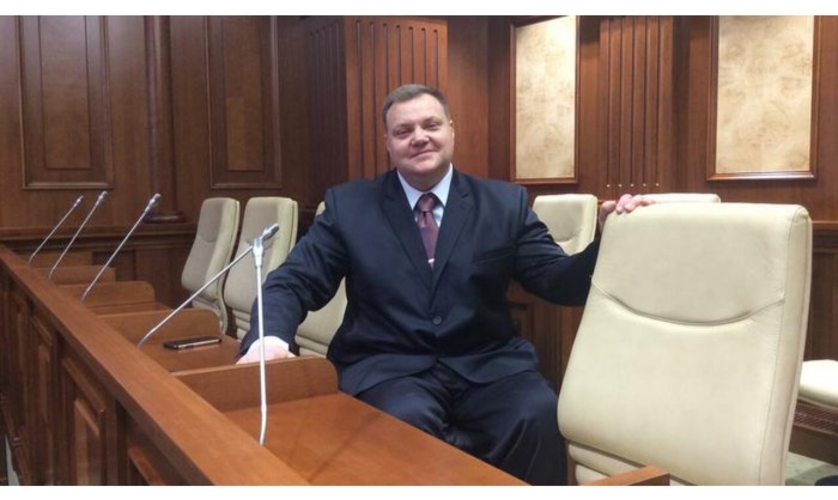 С.Афанасенко перестал верить перестал верить обещаниям Додона и его политдрузей