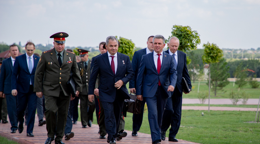 Какое отношение имеет министр обороны Шойгу и Россия к складам боеприпасов в Колбасне?