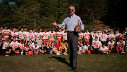 Байдену предложили отключить Россию от SWIFT