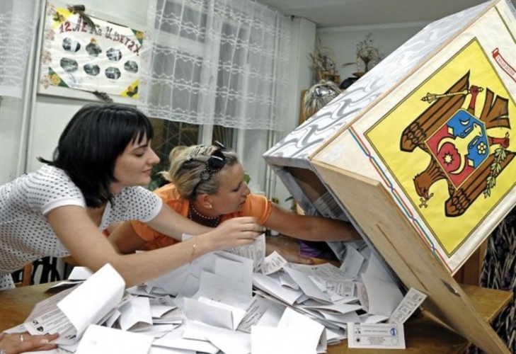 Парламентские выборы в Молдавии (2010)