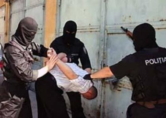 Численность полиции и статистика убийств. Без комментариев