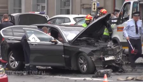 Daily Mail: В аварии на Кутузовском в Москве погиб водитель Владимира Путина