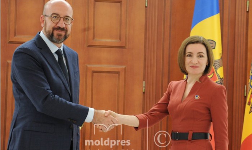 ЕС будет поддерживать нашу страну политически и экономически.