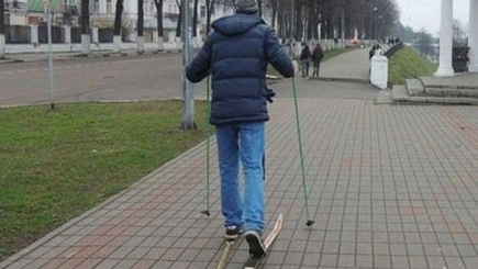 Военно-семейный забег на лыжах по асфальту в Приднестровье