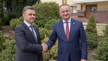 Красносельский: В Москве Додону никто Приднестровье сдавать не собирается