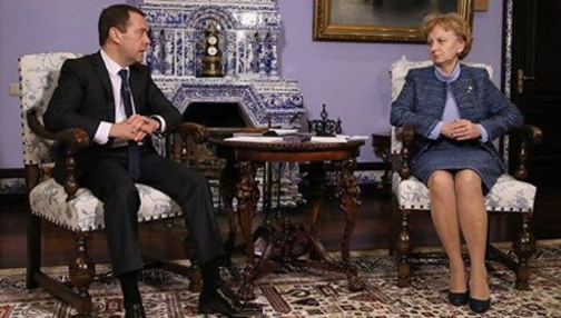 Анонс. 8 июня Зинаида Гречаный и Дмитрий Медведев подпишут межпартийное соглашение о сотрудничестве