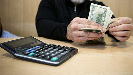 Доллар укрепился к корзине мировых валют до максимума за 14 лет