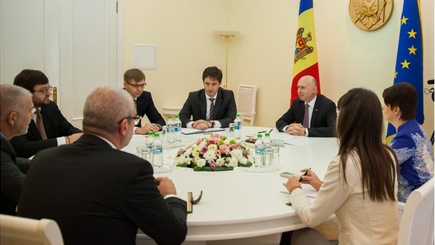 Премьер Павел Филип провел беседу с потенциальными иностранными инвесторами