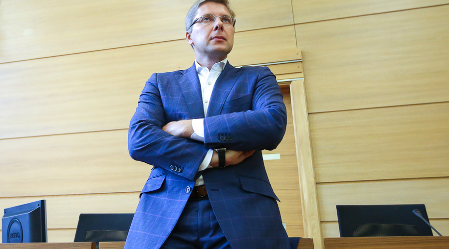 Лидера Русского движения Латвии: мэра Риги Нила Ушакова задержали