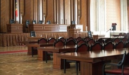 Внеочередное заседание молдавского парламента отложено