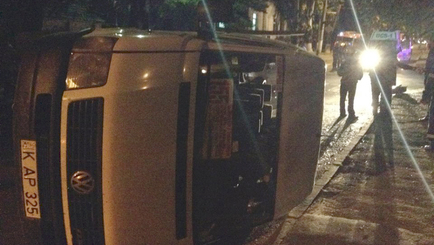 В центре Кишинева произошло серьезное ДТП, пострадало около 10 человек