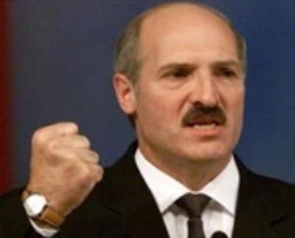 Лукашенко обвиняет Россию и критикует Таможенный союз