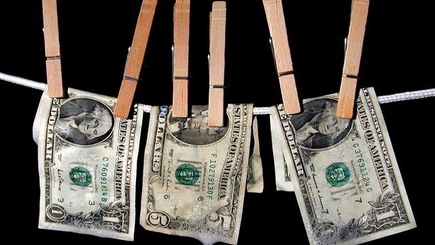 РБК: полковник Захарченко помог крупнейшему подрядчику РЖД вывести из России 250 миллионов долларов через «молдавский ландромат»