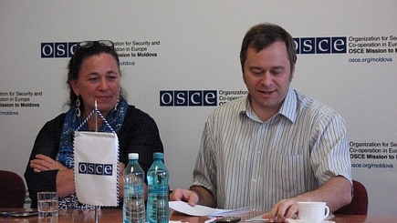 Посол Дженнифер Ли Браш: «Если бы я была  молдавским политиком, то сумела бы  договориться  с  Приднестровьем  и Гагаузией»