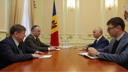 Молдавский президент встретился с послом России