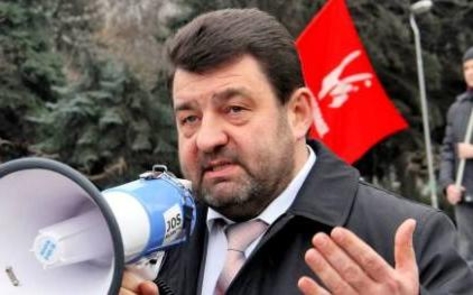 Депутат-коммунист явился в парламент с пoртретом Ленина