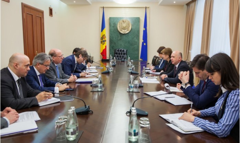 Премьер встретился с первым вице-президентом ЕБРР