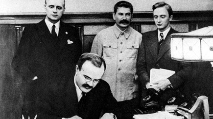 «Пакт Молотова — Риббентропа»: у нас нет повода для самобичевания