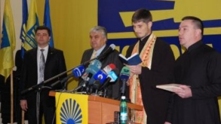 АНМ: Последняя надежда на Бога