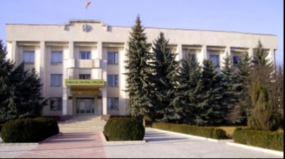 В Криулянах председатель избран голосами ЛДПМ и ПКРМ. ЛП и ДПМ покинули зал