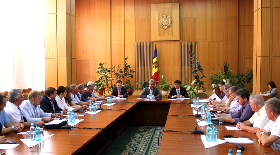 Лянкэ продолжил общение с виноделами