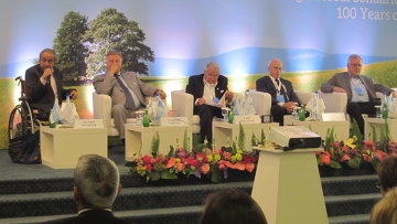 Попутчики авторитаризма