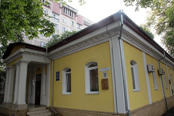 Цинизм коммунистического сайта