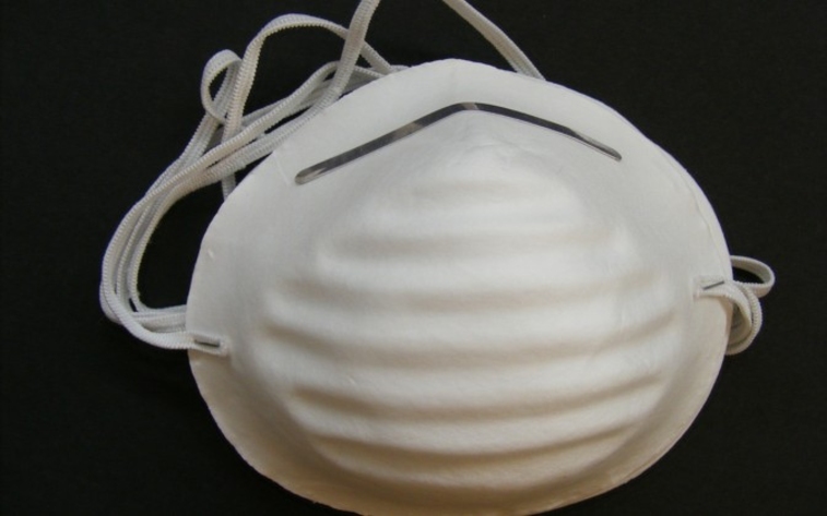 Российский миллиардер захотел подарить Уралу 10 млн масок. У него потребовали $400 тысяч налога