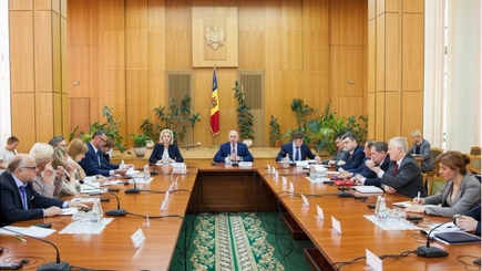 Национальный совет по реформе госуправления рассмотрел законопроект о правительстве (Текст)