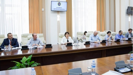 Правительство компенсирует до 100% стоимости акциза на дизтопливо малому и среднему бизнесу