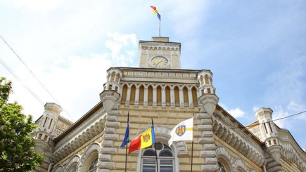 В Кишинёве проходит референдум об отставке Дорина Киртоакэ