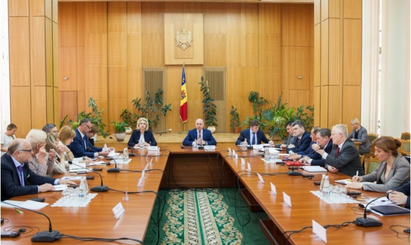 Национальный совет по реформе госуправления рассмотрел законопроект о правительстве (Текст)