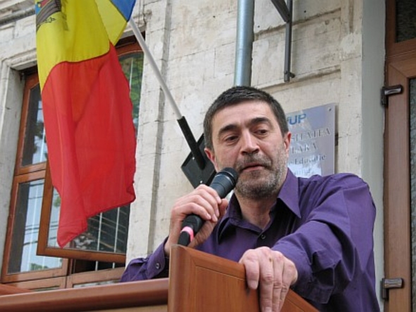 Юрий Рошка -  публицист, мыслитель, политик