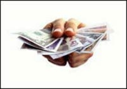 Обычные люди и бизнесмены ежегодно дают работникам различных государственных учреждений взяток на сотни миллионов леев