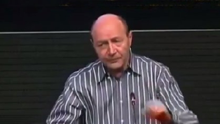 Бэсеску признал рост популярности социалистов