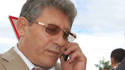 У Гимпу зазвонил телефон...