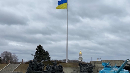 Б.Гамурарь: 