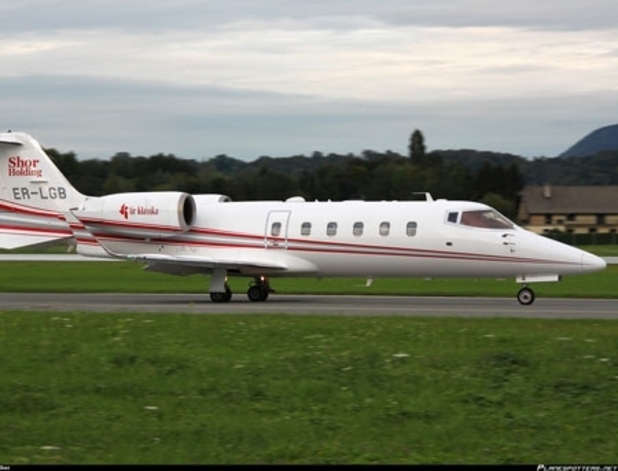 О том, как любит отдыхать лидер коммунистов Владимир Воронин